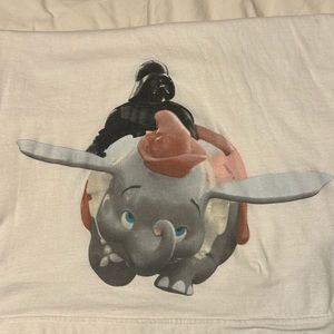 Disney Star Wars Darth Vader / Dumbo vneck